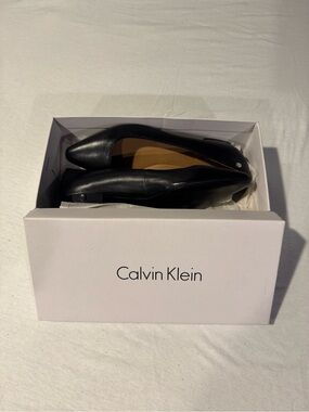 Calvin Klein Women's Black Leather Shoes Size 9 New in Box